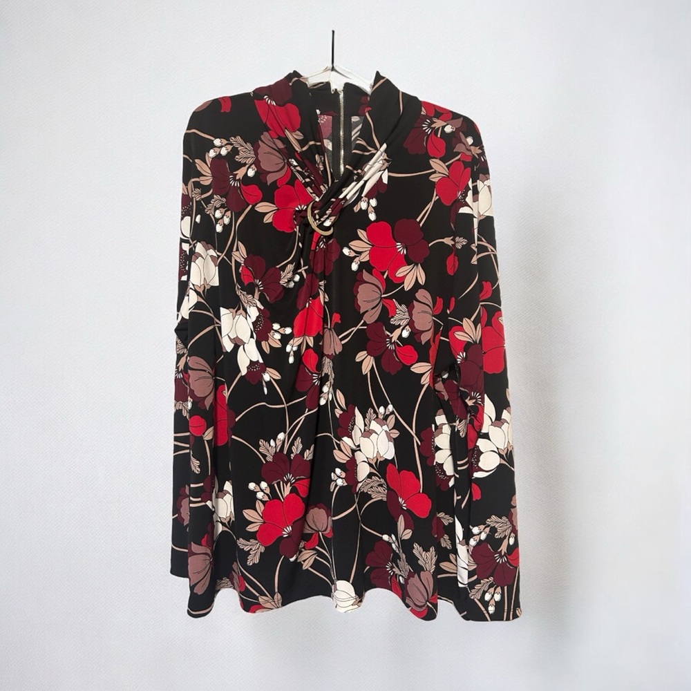 Liz Claiborne Women's 2X Long Sleeve With Gold Accent & Quarter Zip In Back